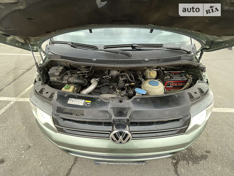 Минивэн Volkswagen Multivan 2004 в Ивано-Франковске фото 35 Минивэн Volkswagen Multivan 2004 в Ивано-Франковске