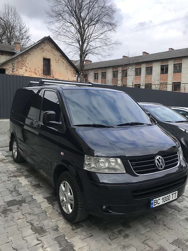 Минивэн Volkswagen Multivan 2008 в Дрогобыче