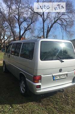 Мінівен Volkswagen Multivan 2002 в Білгороді-Дністровському