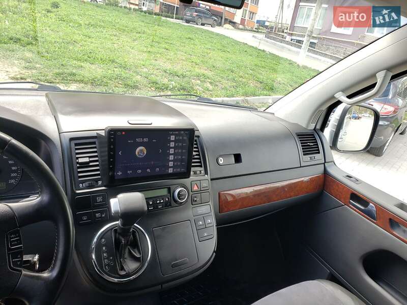 Мінівен Volkswagen Multivan 2008 в Хмельницькому