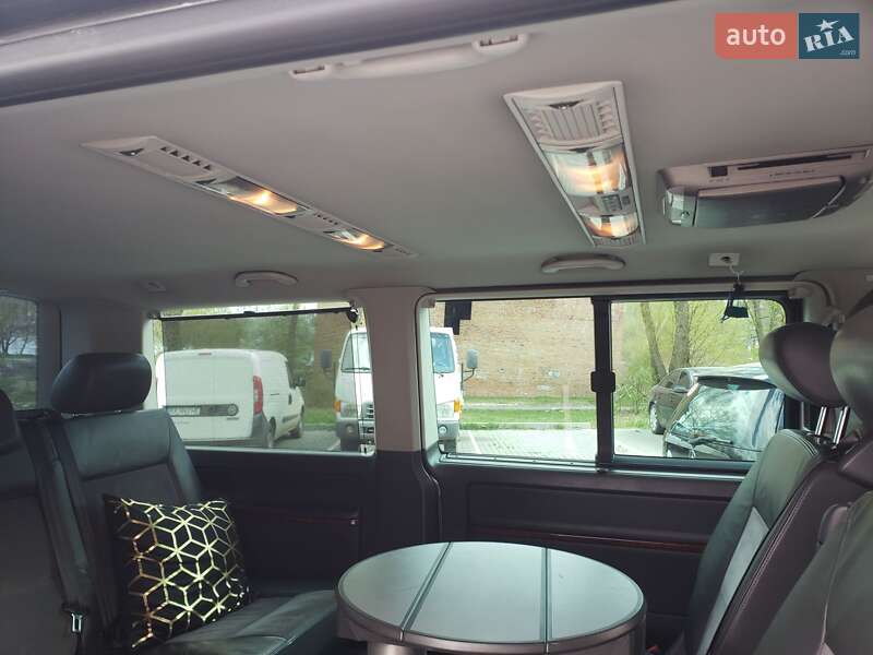 Мінівен Volkswagen Multivan 2008 в Хмельницькому