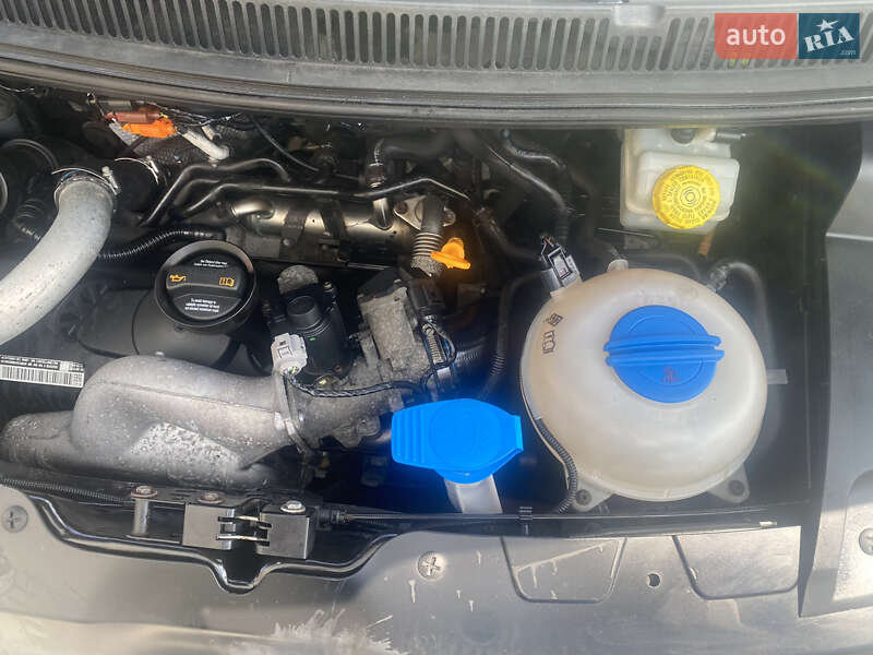 Минивэн Volkswagen Multivan 2007 в Хмельницком