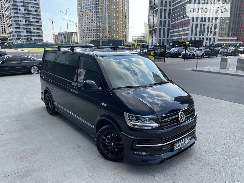 Мінівен Volkswagen Multivan 2019 в Києві