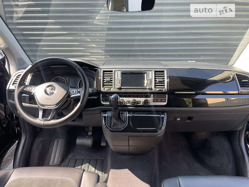 Мінівен Volkswagen Multivan 2019 в Києві