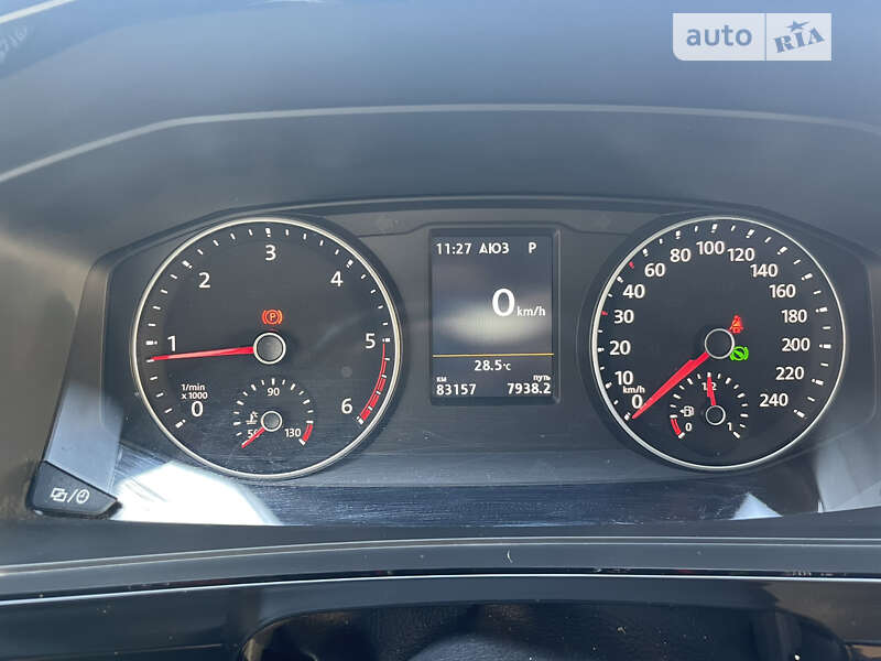 Мінівен Volkswagen Multivan 2019 в Києві