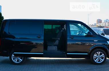 Минивэн Volkswagen Multivan 2017 в 