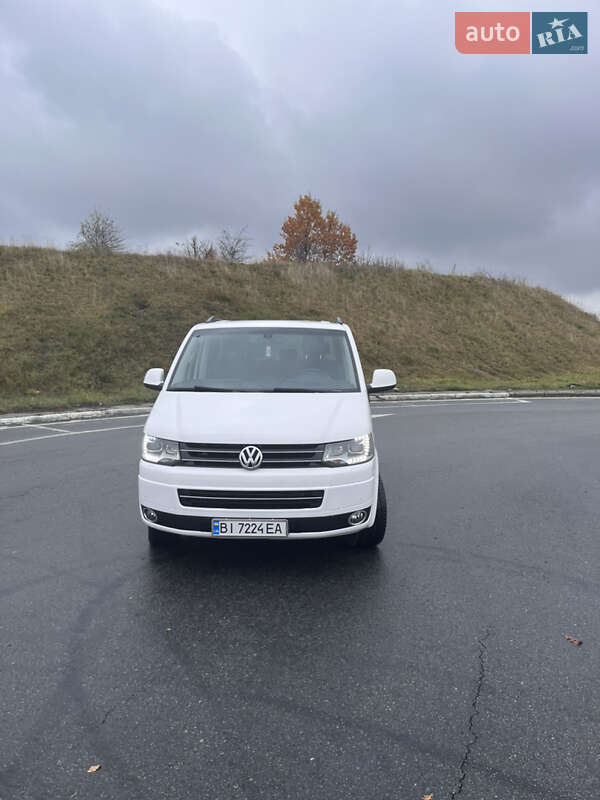 Минивэн Volkswagen Multivan 2014 в Полтаве