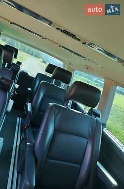 Минивэн Volkswagen Multivan 2012 в 