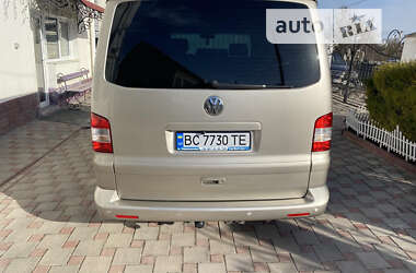 Минивэн Volkswagen Multivan 2006 в Львове
