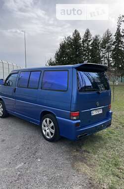 Минивэн Volkswagen Multivan 2000 в Киеве