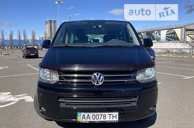 Минивэн Volkswagen Multivan 2014 в Киеве