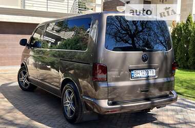 Минивэн Volkswagen Multivan 2013 в Одессе