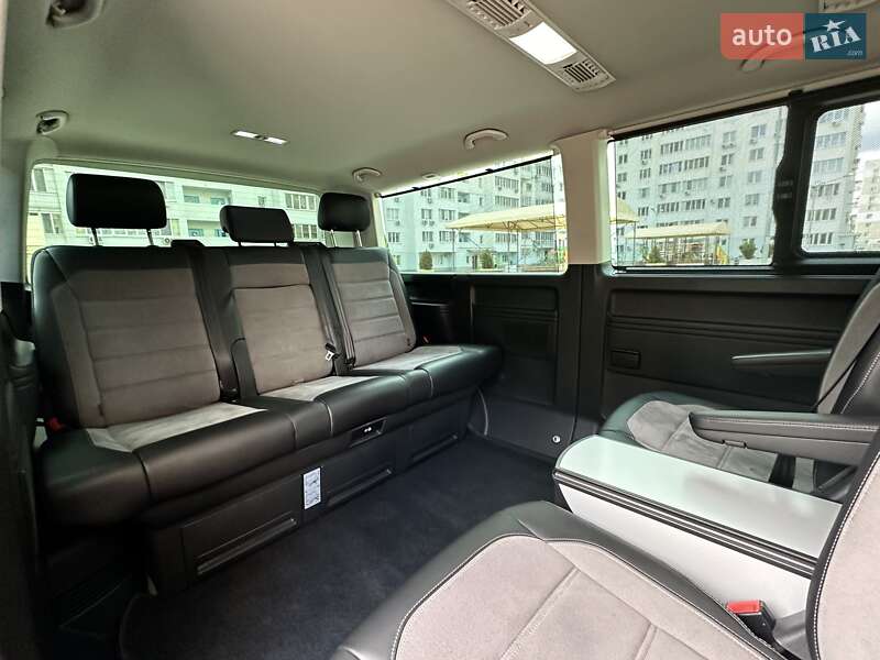 Минивэн Volkswagen Multivan 2020 в Одессе