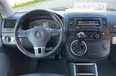 Минивэн Volkswagen Multivan 2013 в Ровно