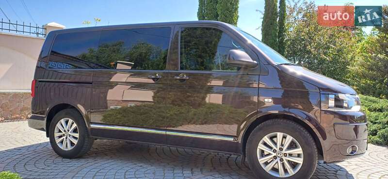Мінівен Volkswagen Multivan 2012 в Києві