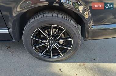 Мінівен Volkswagen Multivan 2015 в Києві