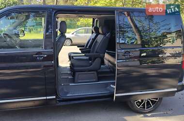 Мінівен Volkswagen Multivan 2015 в Києві