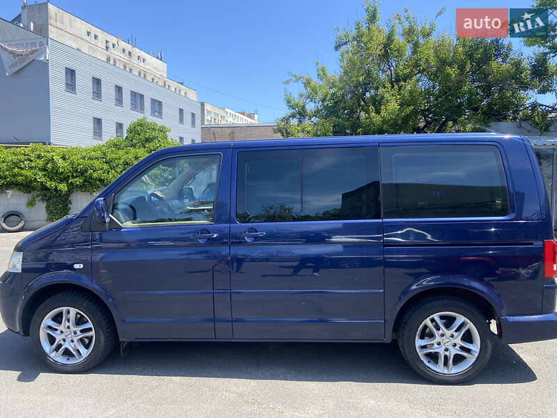 Минивэн Volkswagen Multivan 2005 в Одессе