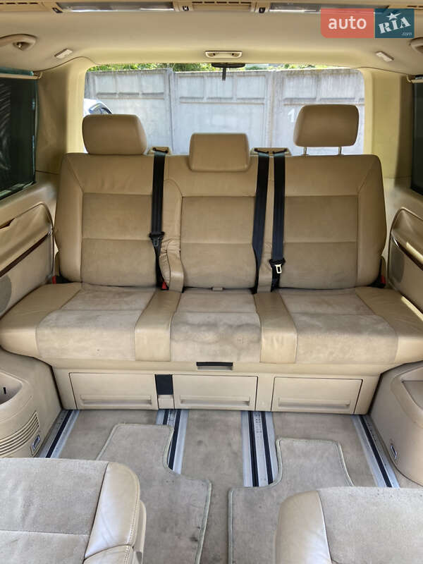 Минивэн Volkswagen Multivan 2005 в Одессе