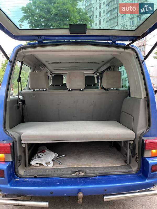 Минивэн Volkswagen Multivan 2003 в Киеве фото 11 Минивэн Volkswagen Multivan 2003 в Киеве