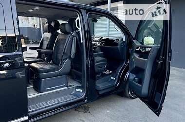 Мінівен Volkswagen Multivan 2019 в Києві