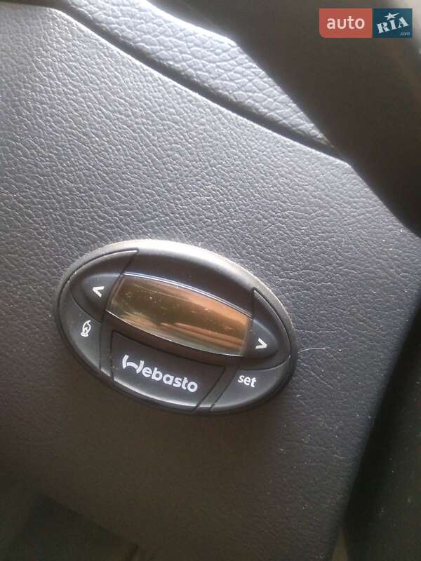 Минивэн Volkswagen Multivan 2010 в Коростышеве