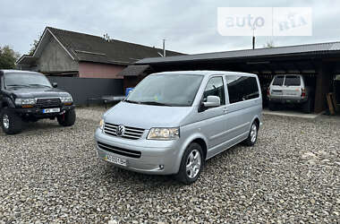 Минивэн Volkswagen Multivan 2008 в Тячеве