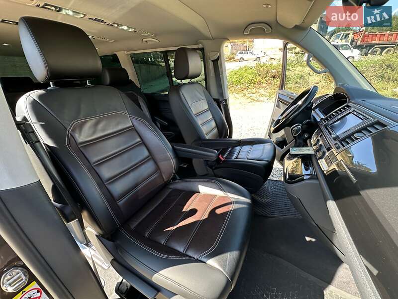 Минивэн Volkswagen Multivan 2017 в Ивано-Франковске