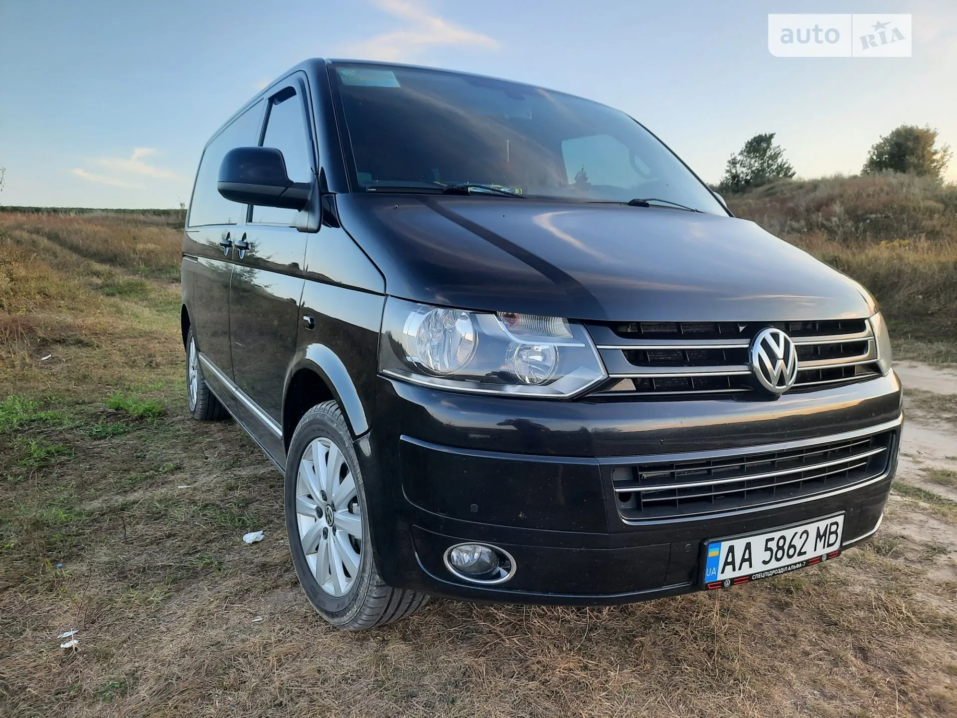 Volkswagen Multivan 2011 VIN WV2ZZZ7HZBH117651 фото оголошення 7 з 11