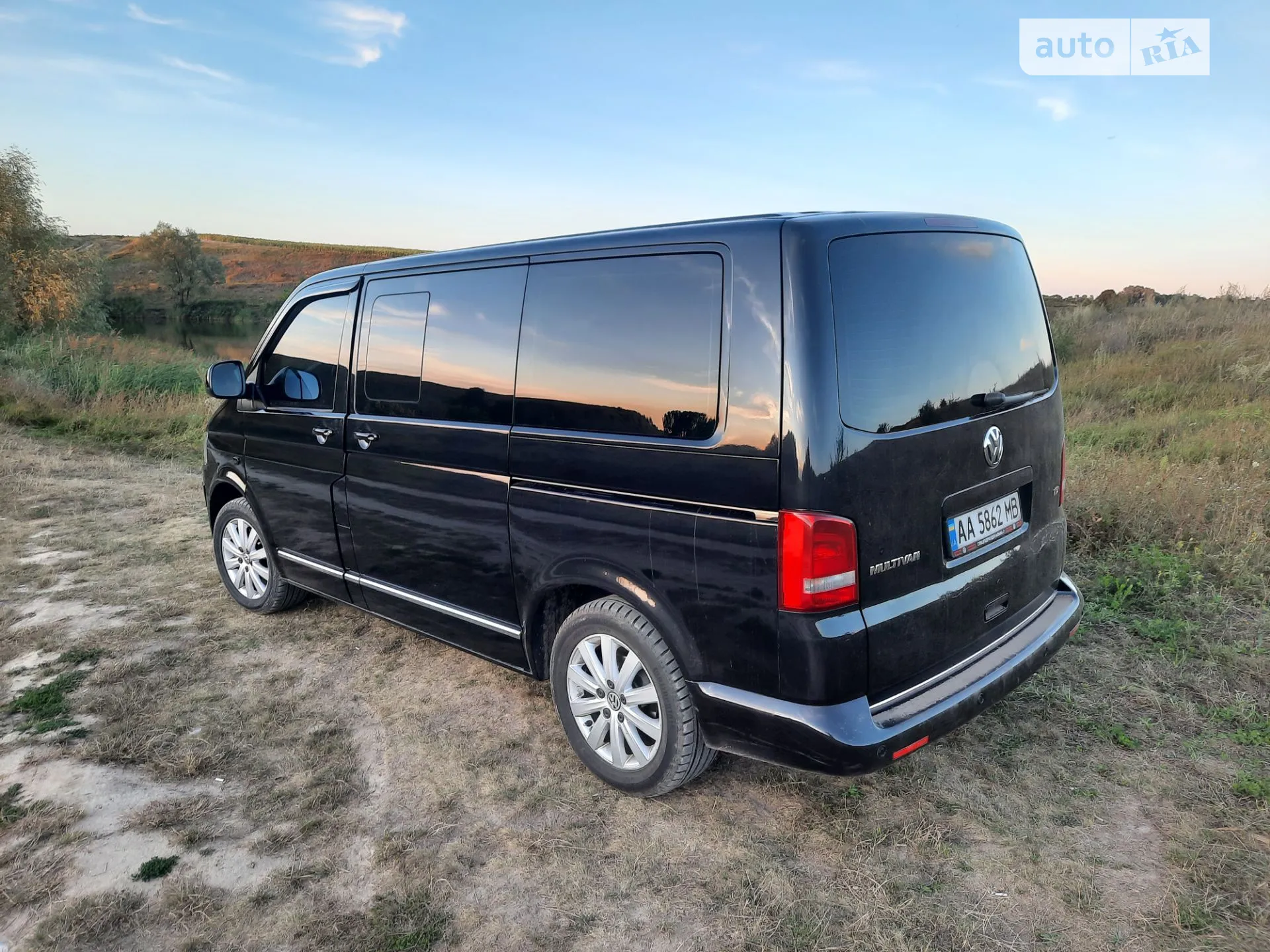 Volkswagen Multivan 2011 VIN WV2ZZZ7HZBH117651 фото оголошення 4 з 11