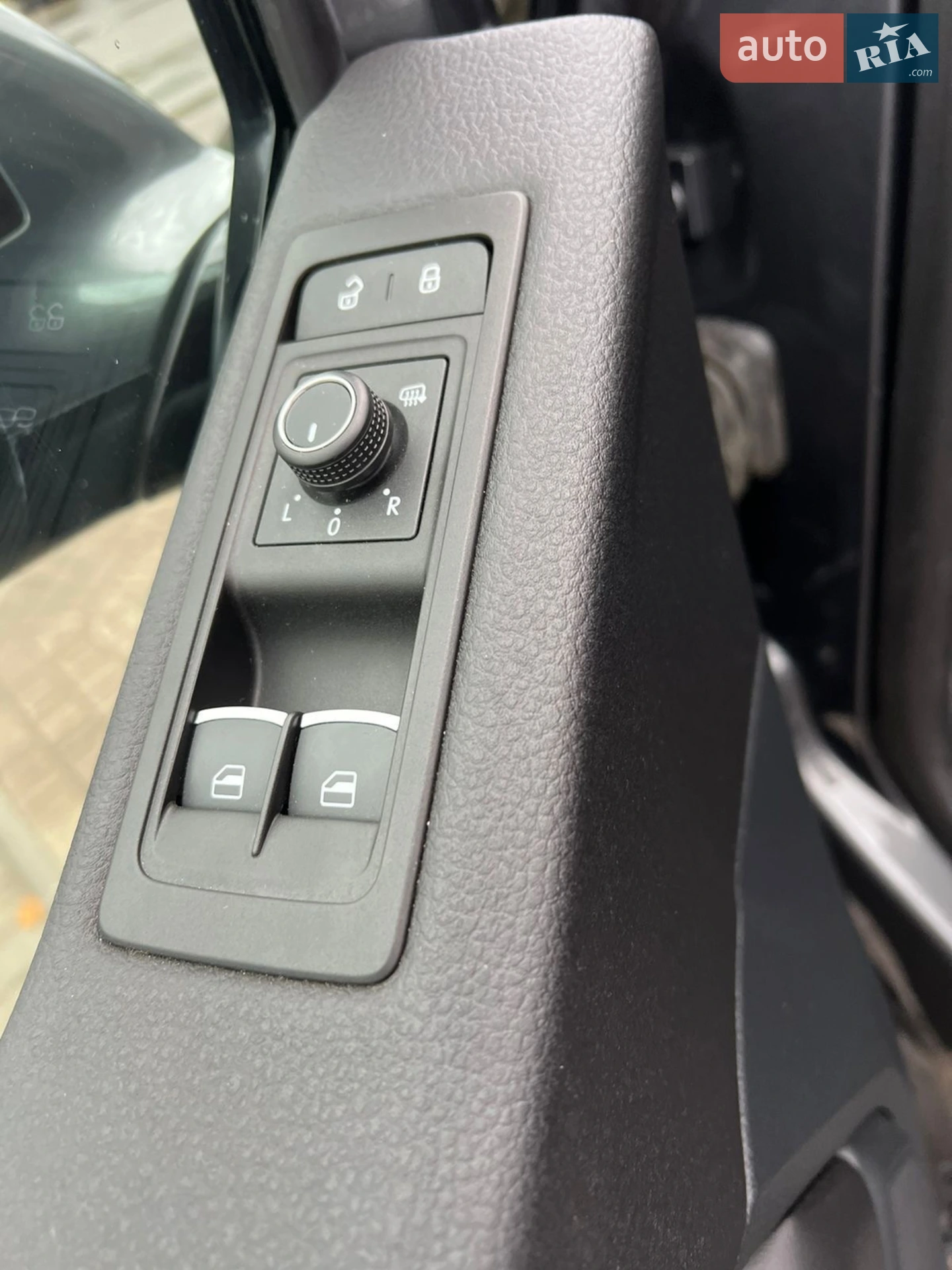 2018 Volkswagen Multivan - мініатюра 16