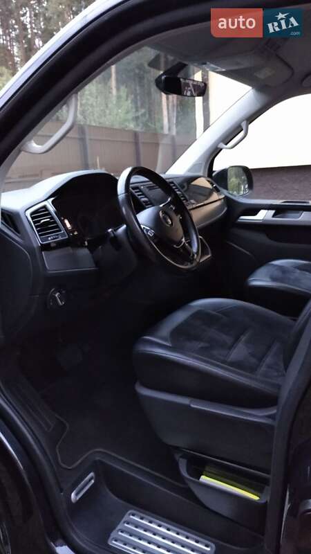 Минивэн Volkswagen Multivan 2017 в Киеве фото 12 Минивэн Volkswagen Multivan 2017 в Киеве