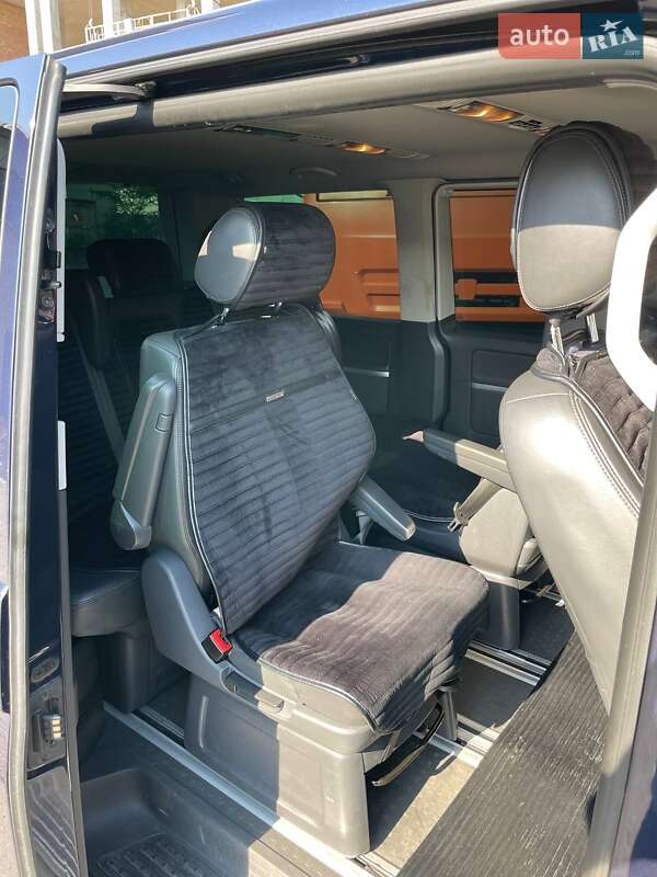 Минивэн Volkswagen Multivan 2014 в Киеве фото 6 Минивэн Volkswagen Multivan 2014 в Киеве