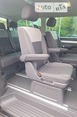 Минивэн Volkswagen Multivan 2014 в Киеве