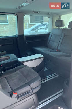 Мобильный дом Volkswagen Multivan 2013 в 