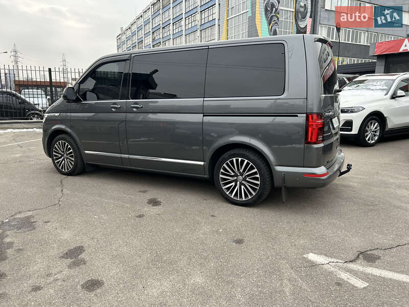 Минивэн Volkswagen Multivan 2020 в Киеве