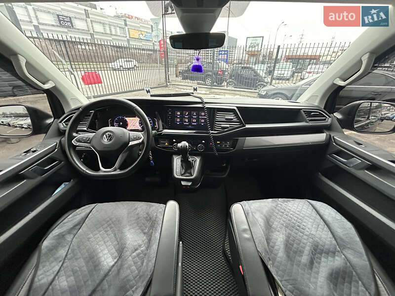 Минивэн Volkswagen Multivan 2020 в Киеве