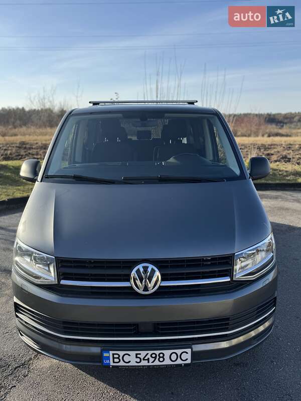 Минивэн Volkswagen Multivan 2016 в Львове