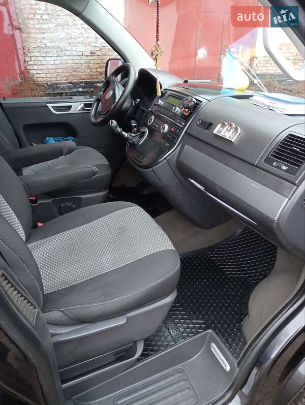 Мінівен Volkswagen Multivan 2004 в Козелеці
