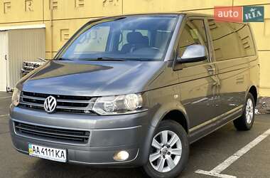 Мінівен Volkswagen Multivan 2012 в Києві