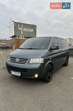 Минивэн Volkswagen Multivan 2003 в Киеве