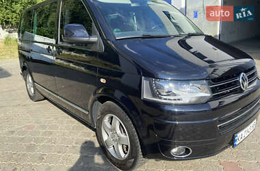 Минивэн Volkswagen Multivan 2013 в Черновцах