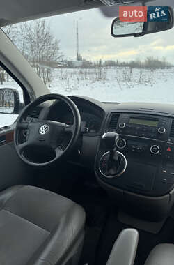 Минивэн Volkswagen Multivan 2008 в 