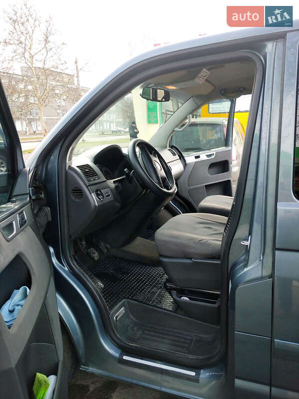 Минивэн Volkswagen Multivan 2005 в Одессе
