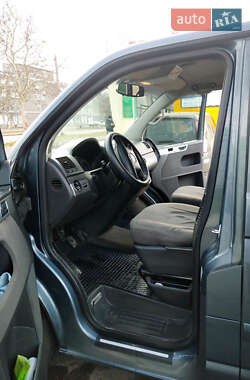 Минивэн Volkswagen Multivan 2005 в 