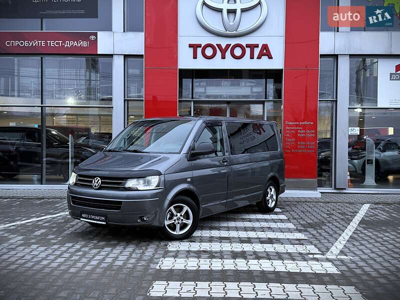 Мінівен Volkswagen Multivan 2013 в Тернополі