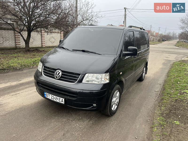 Минивэн Volkswagen Multivan 2008 в Херсоне