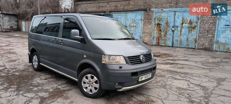 Минивэн Volkswagen Multivan 2008 в Запорожье