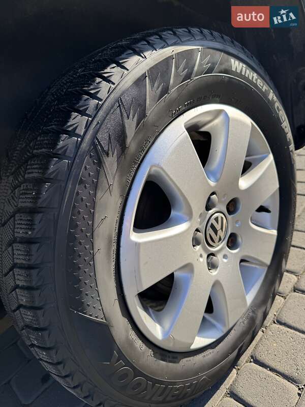 Минивэн Volkswagen Multivan 2012 в Ужгороде фото 10 Минивэн Volkswagen Multivan 2012 в Ужгороде