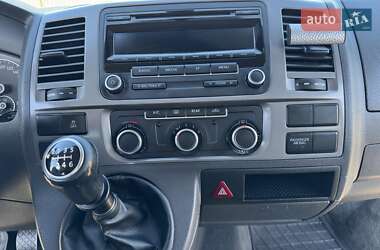 Минивэн Volkswagen Multivan 2012 в 